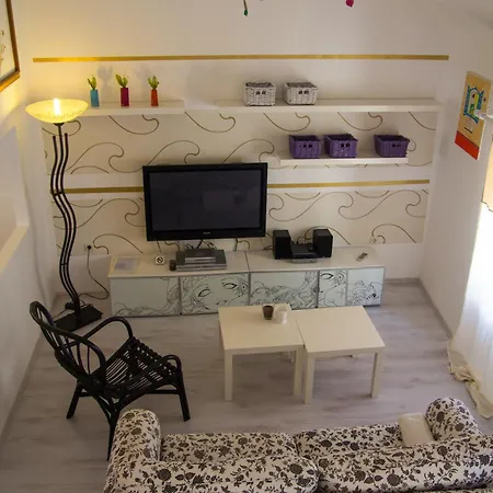 Mandarina Apartment Mali Lošinj