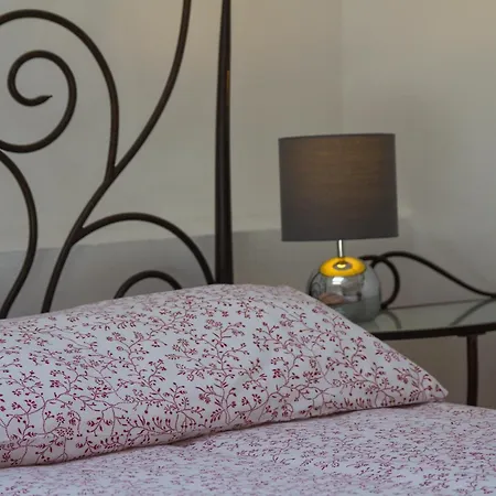 Mandarina Apartment