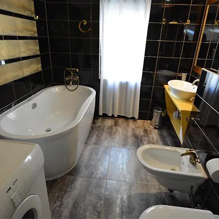Mandarina Apartment *
