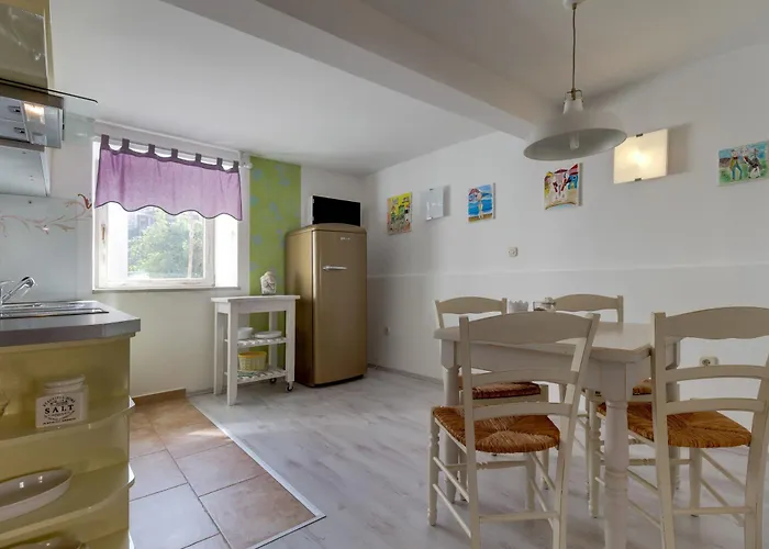 Mandarina Apartmán *